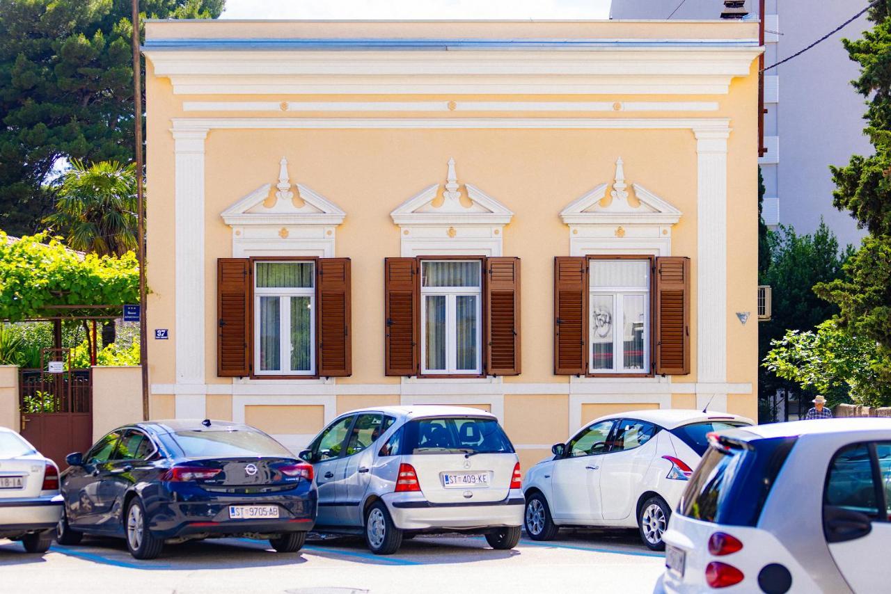 Antique Garden Villa Split Exterior photo